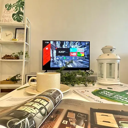 Landmark Superb Coastline View Studio # Netflix # Fast Wifi # Atari Apartment